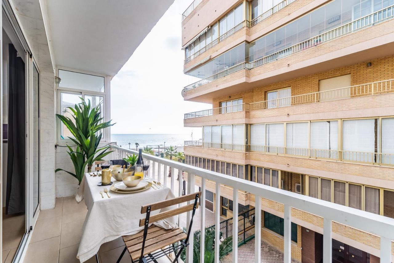 Fuengirola Paseo Maritimo Deluxe Apartment By The Beach Zewnętrze zdjęcie
